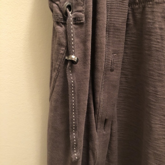 Vest - Picture 3 of 5